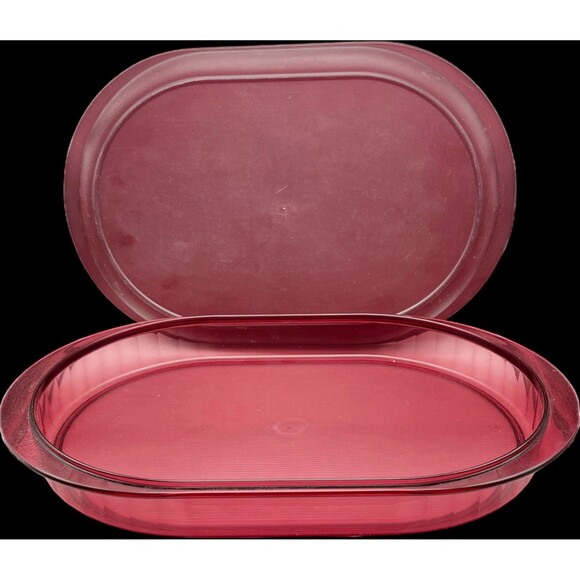 Tupperware Preludio Cranberry Oval Divided Serving Tray w/ Lid 2 Pc Set - Picture 5 of 5